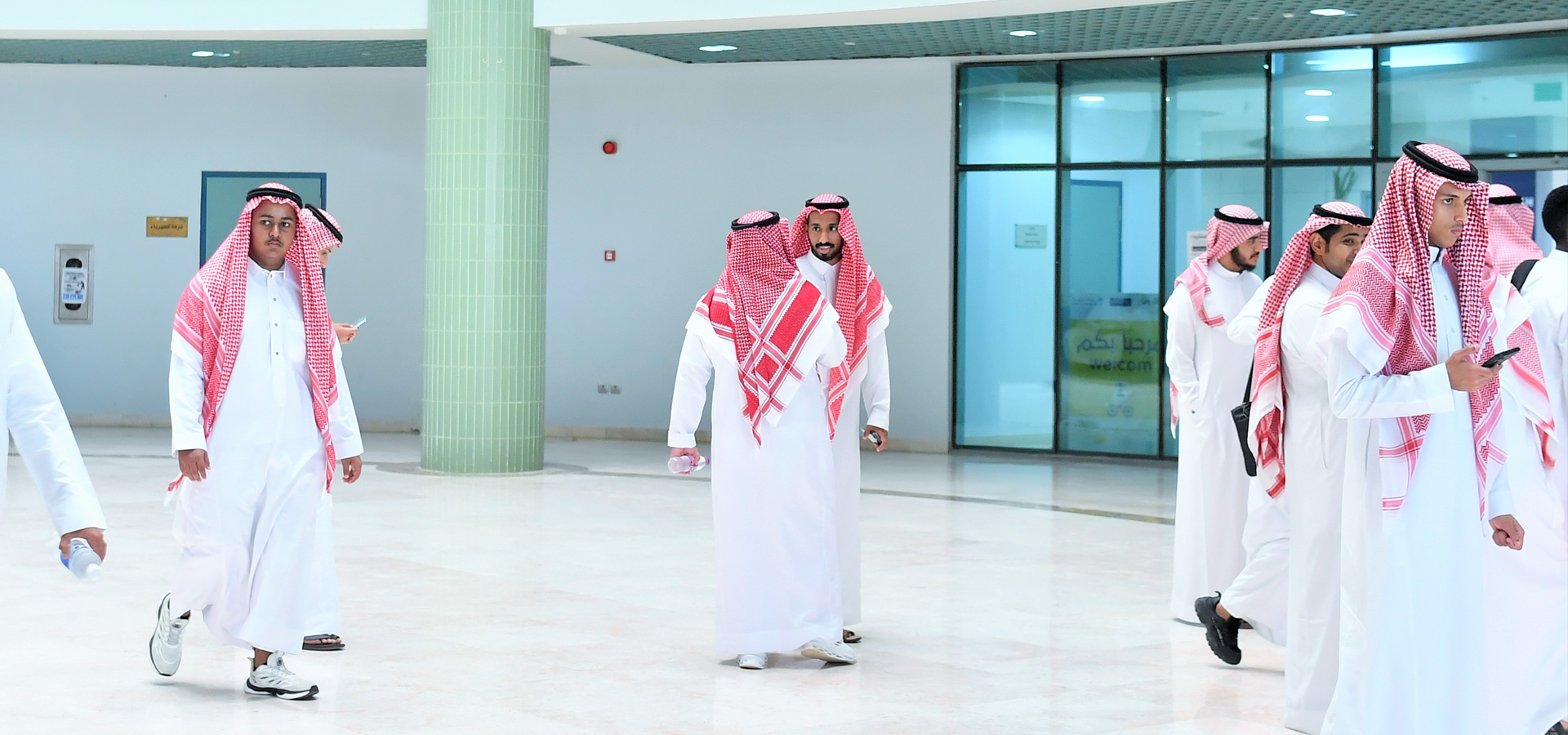 المعامل وقاعات الدراسة