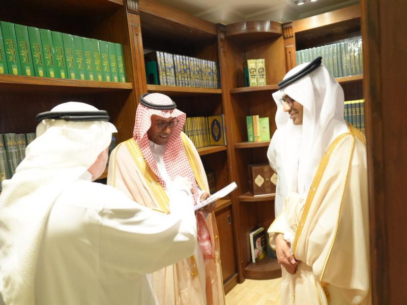 جامعة جازان ومؤسسة "شربتلي لخدمة المجتمع" توقعان اتفاقية بناء "مسجد الشربتلي" بالمدينة الجامعية 