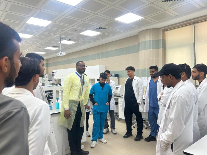 مركز البحوث الصحية يستقبل طلاب المختبرات الطبية ضمن برنامج التدريب العملي
