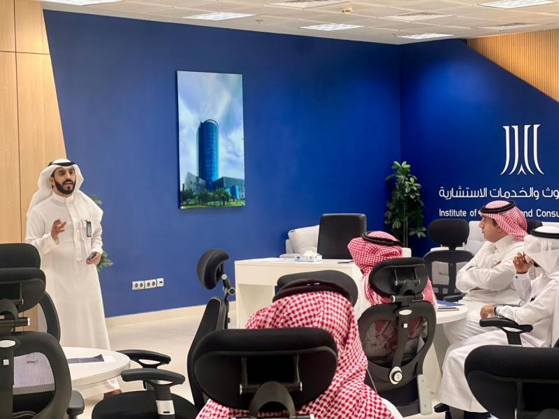 الأستاذ الدكتور: عبداللطيف دورة إدارة الوقت وترتيب الأولويات وإدارة الضغوط