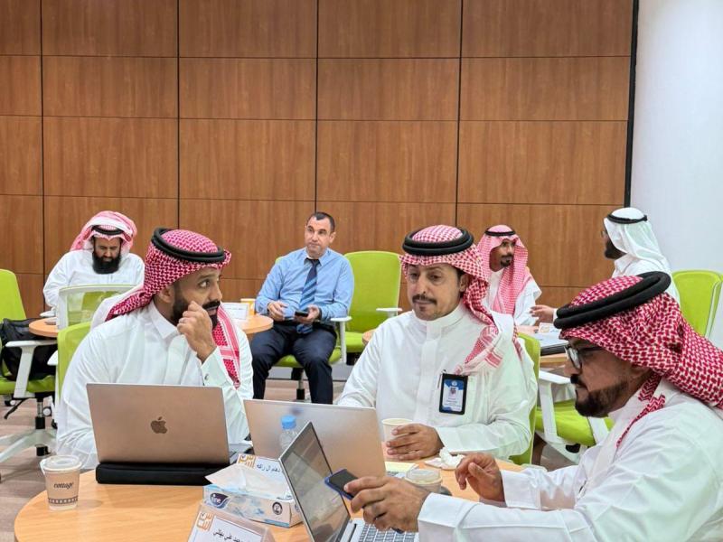 البرنامج التأسيسي لضمان الجودة والاعتماد الأكاديمي (أساس 6) بعمادة التطوير والجودة