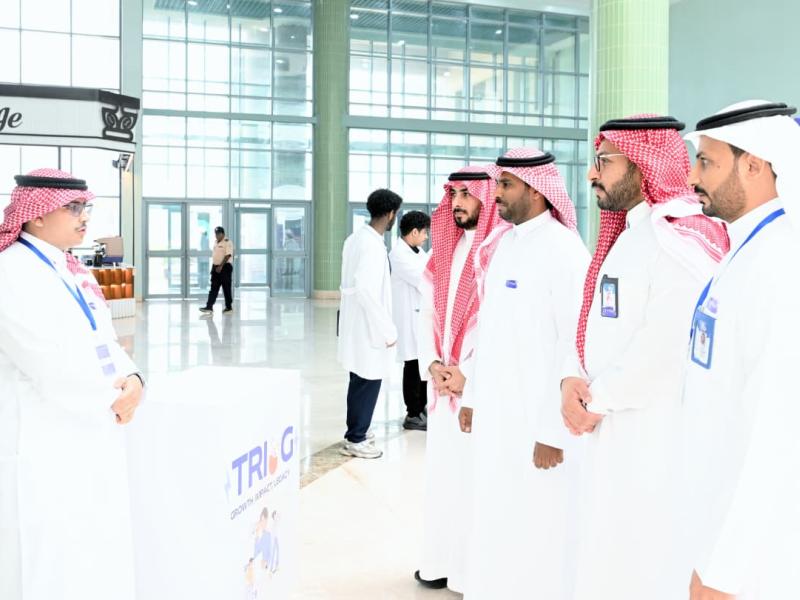 جامعة جازان تنظم فعالية يوم المهنة والبحث العلمي2026 بكلية الصيدلة