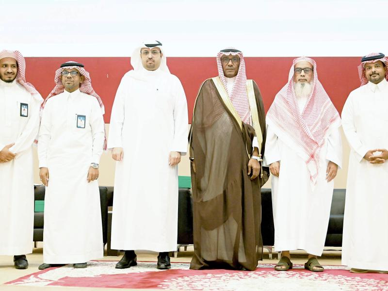 رئيس جامعة جازان يدشن ندوة «جهود المملكة في خدمة ضيوف الرحمن»