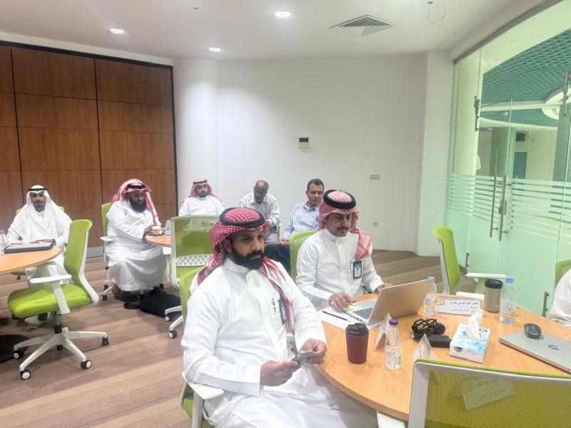 البرنامج التأسيسي لضمان الجودة والاعتماد الأكاديمي (أساس) في عمادة التطوير والجودة