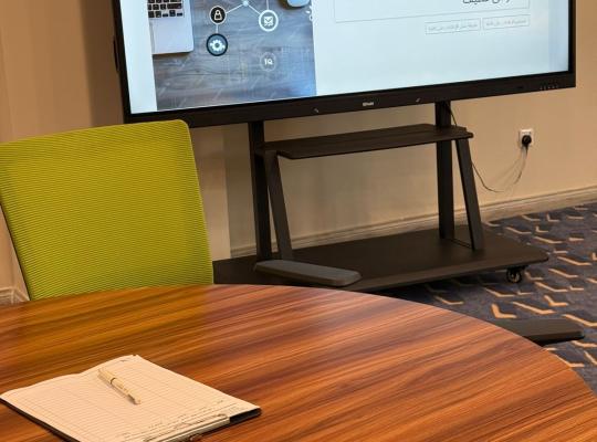 فرع الكلية التطبيقية بصامطة ينفّذ ورشة “صممي إعلانك وشاركيه بثقة”