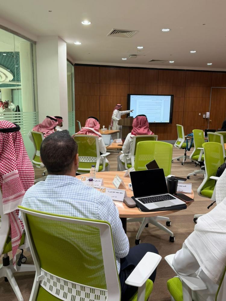 البرنامج التأسيسي لضمان الجودة والاعتماد الأكاديمي (أساس) في عمادة التطوير والجودة